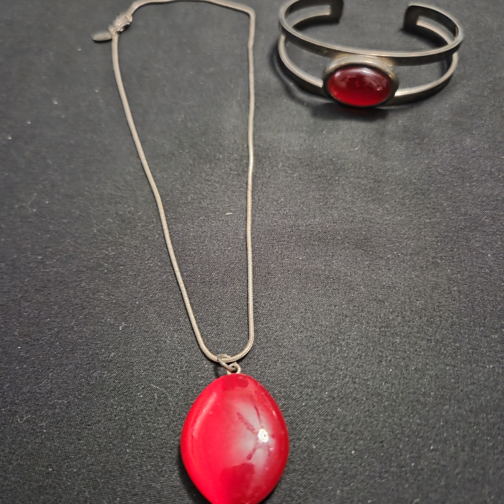 H&M Red Pendant Necklace and Bracelet Set